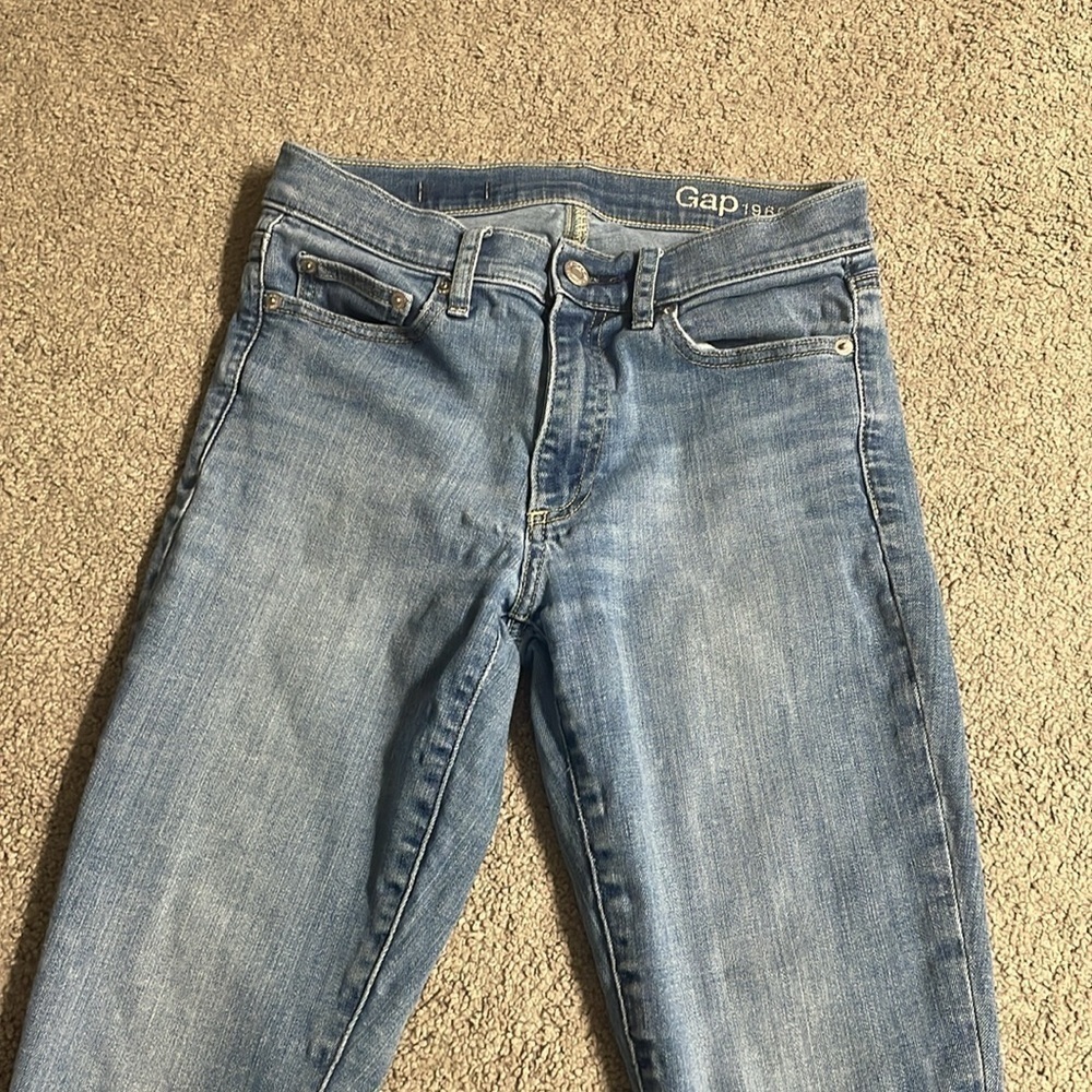 GAP Women’s Light Wash Skinny Denim Jeans | Size 27 Short - Picture 2 of 7